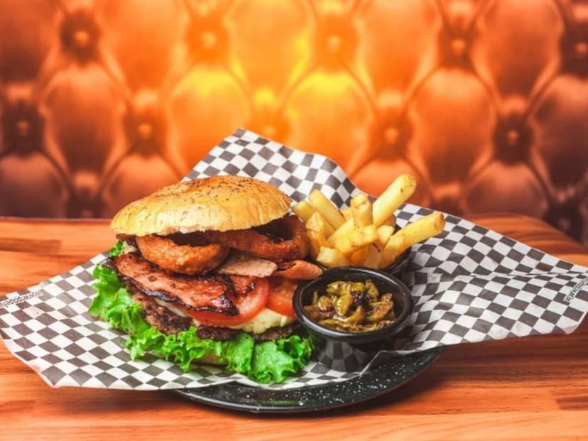 Hamburguesas Al Carbón Toluca