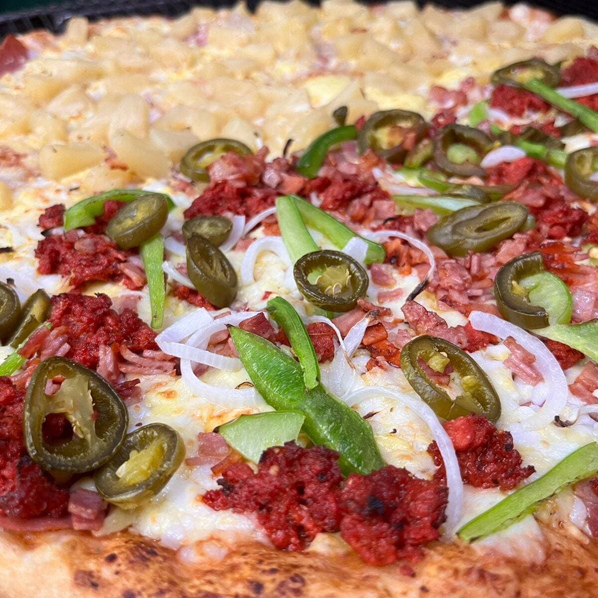 Pizza grande gustos diferentes 1/2 y 1/2