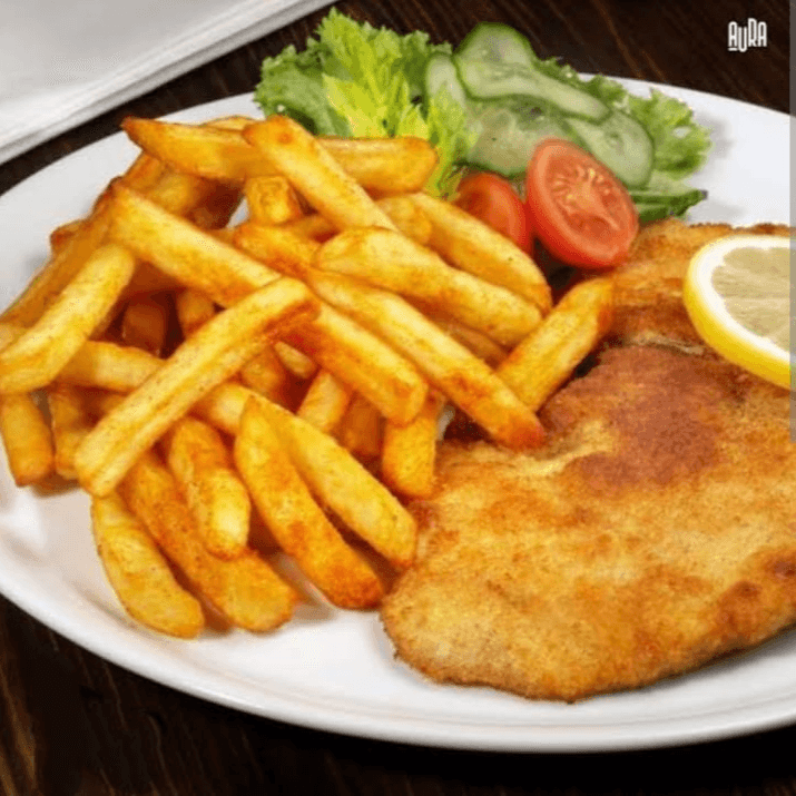 Milanesa de pollo+2 dobladitas+papas+refresco