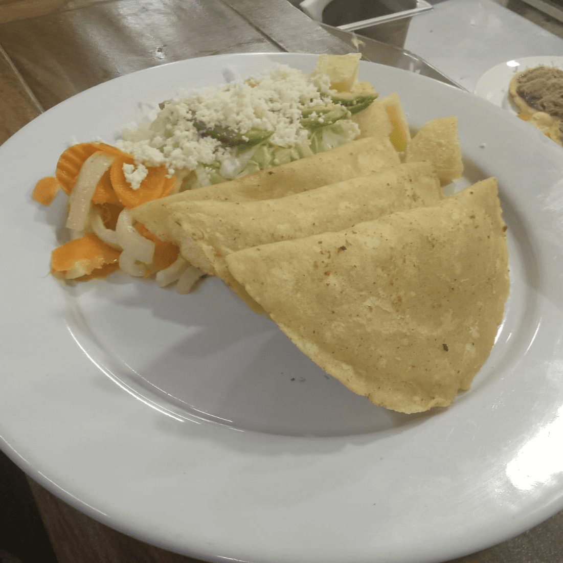 1/2 Quesadillas 2 pzas