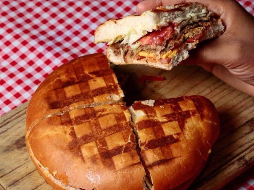 Hamburguesas al Carbón las de Terán