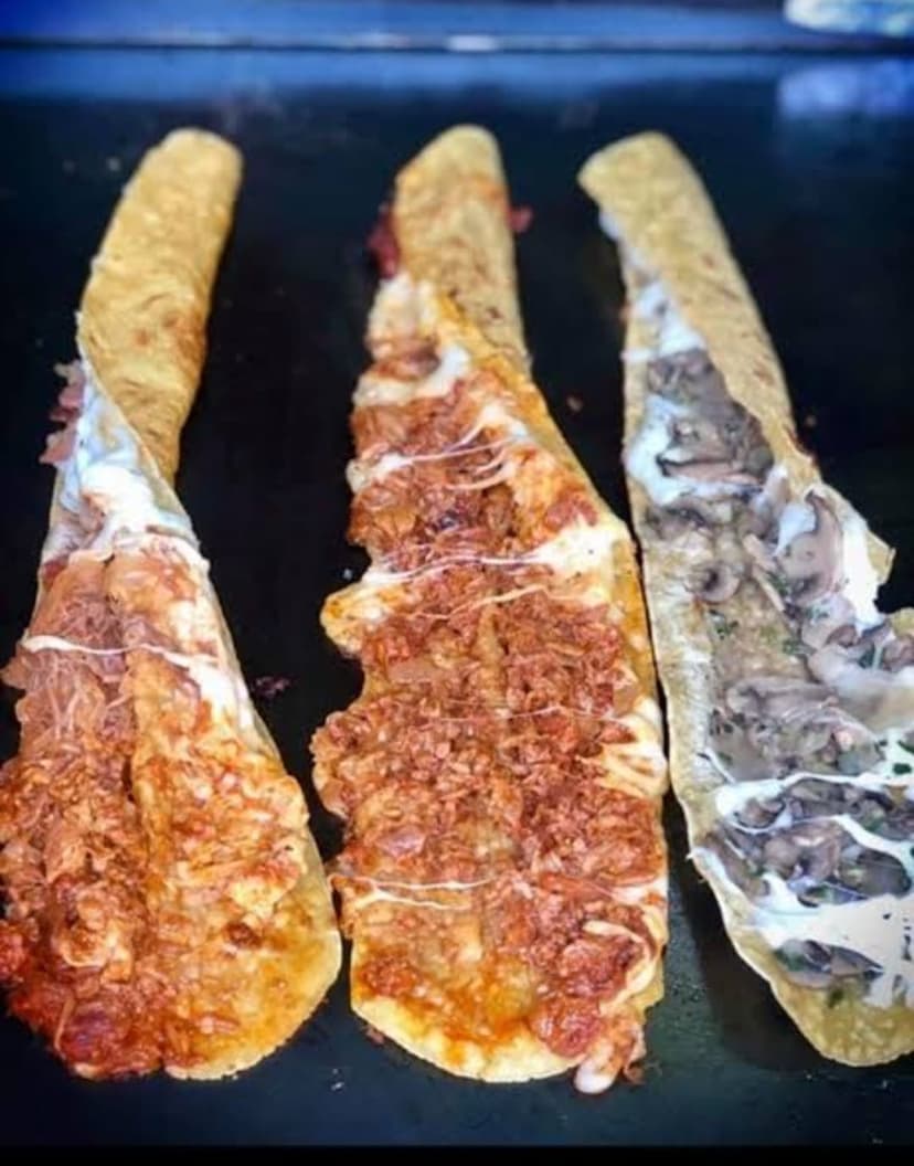 Machetes Los Nietos