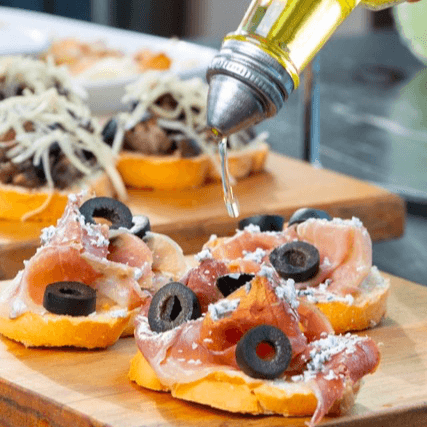 Brochettas de Jamón Serrano
