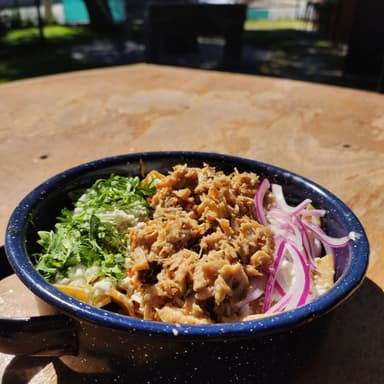 Chilaquiles con asado