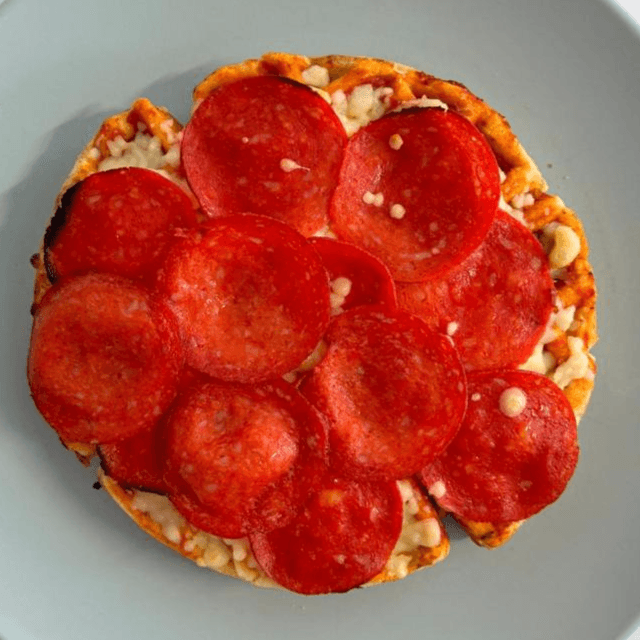 Waffle Pizza Peperoni