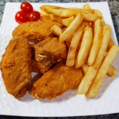 6 Alitas + Acompañamiento + Bebida
