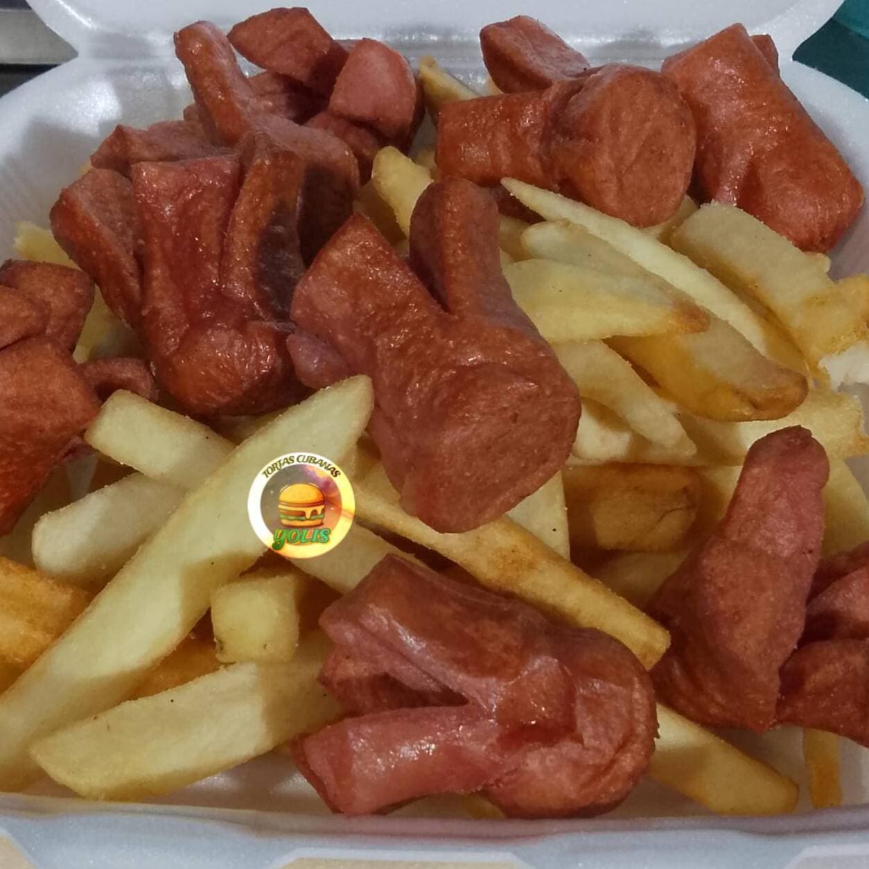 SALCHIPAPAS