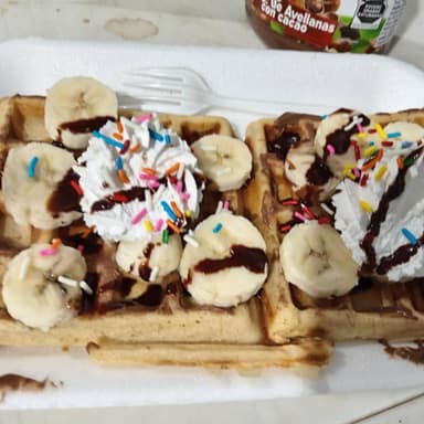 PLAWAFFLES