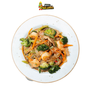 CHOPSUEY POLLO-CAMARONES ENTERO