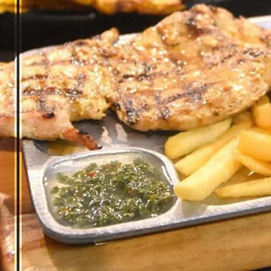 🍗Pechuga Asada Sazonada + Papas Francesas
