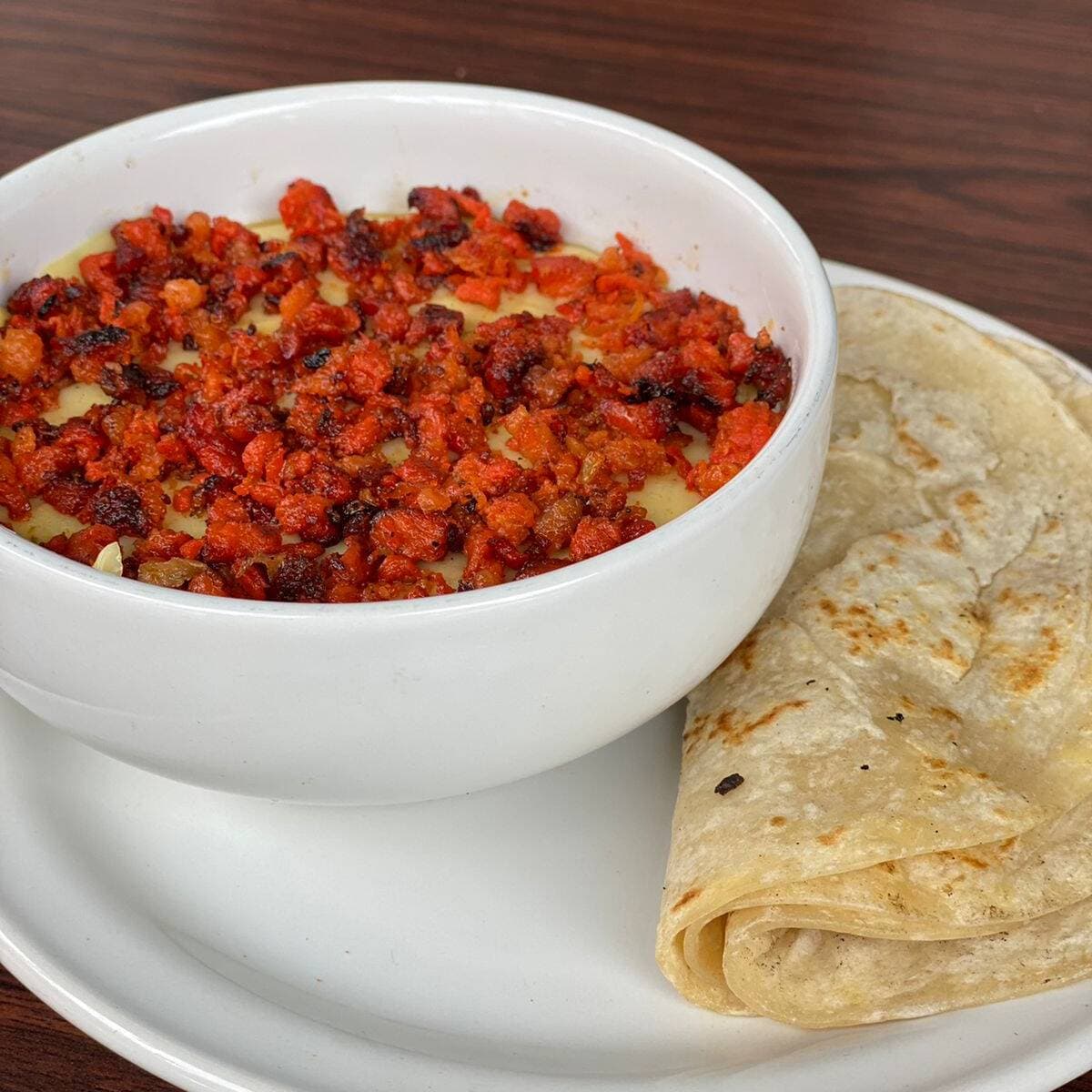 Queso con Chorizo