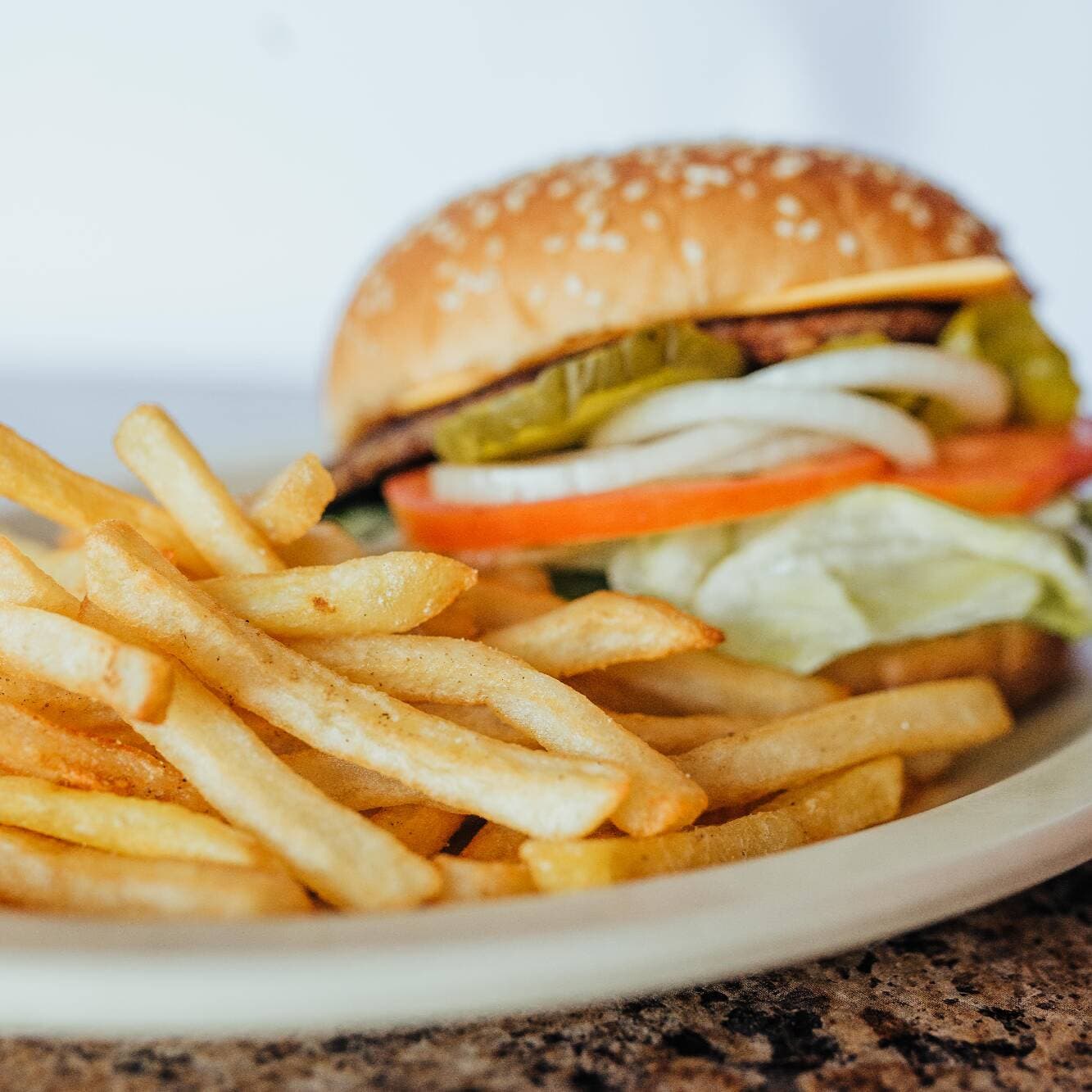 Hamburguesa Pollo Sencilla con Papas