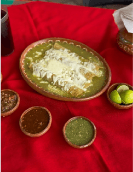 Enchiladas verdes con cecina (4 pz)