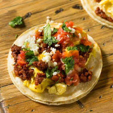 Taco de chorizo rojo