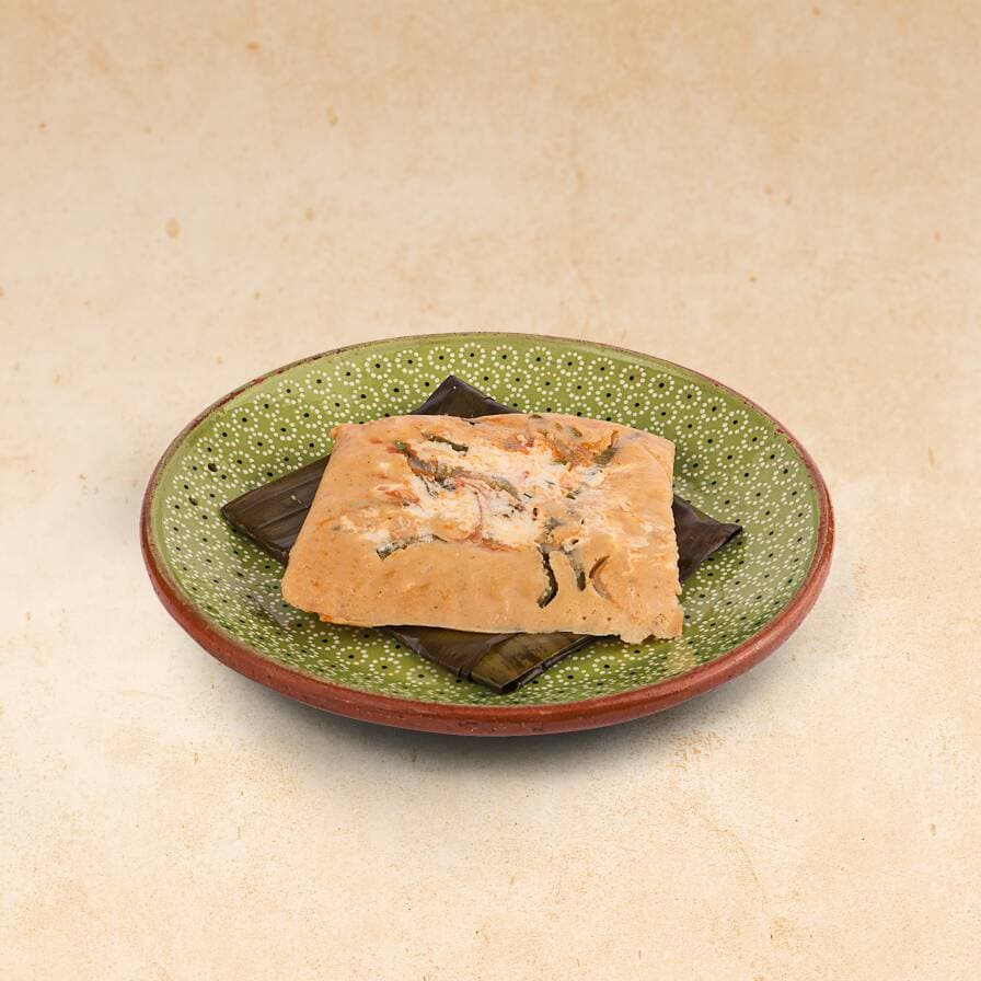 Tamal Hoja de Plátano Rajas con Queso