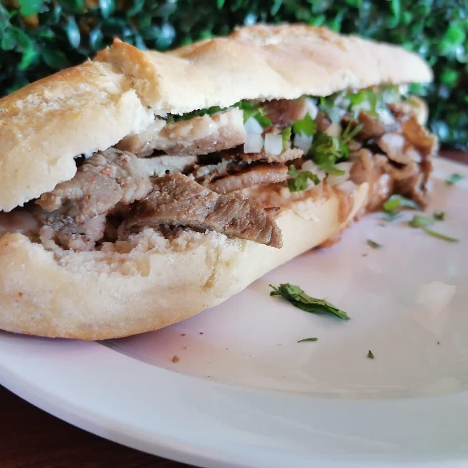 LONCHE DE ASADA