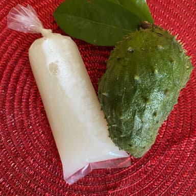 Bolis de Guanabana Copiar