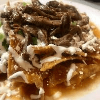 Chilaquiles con arrachera