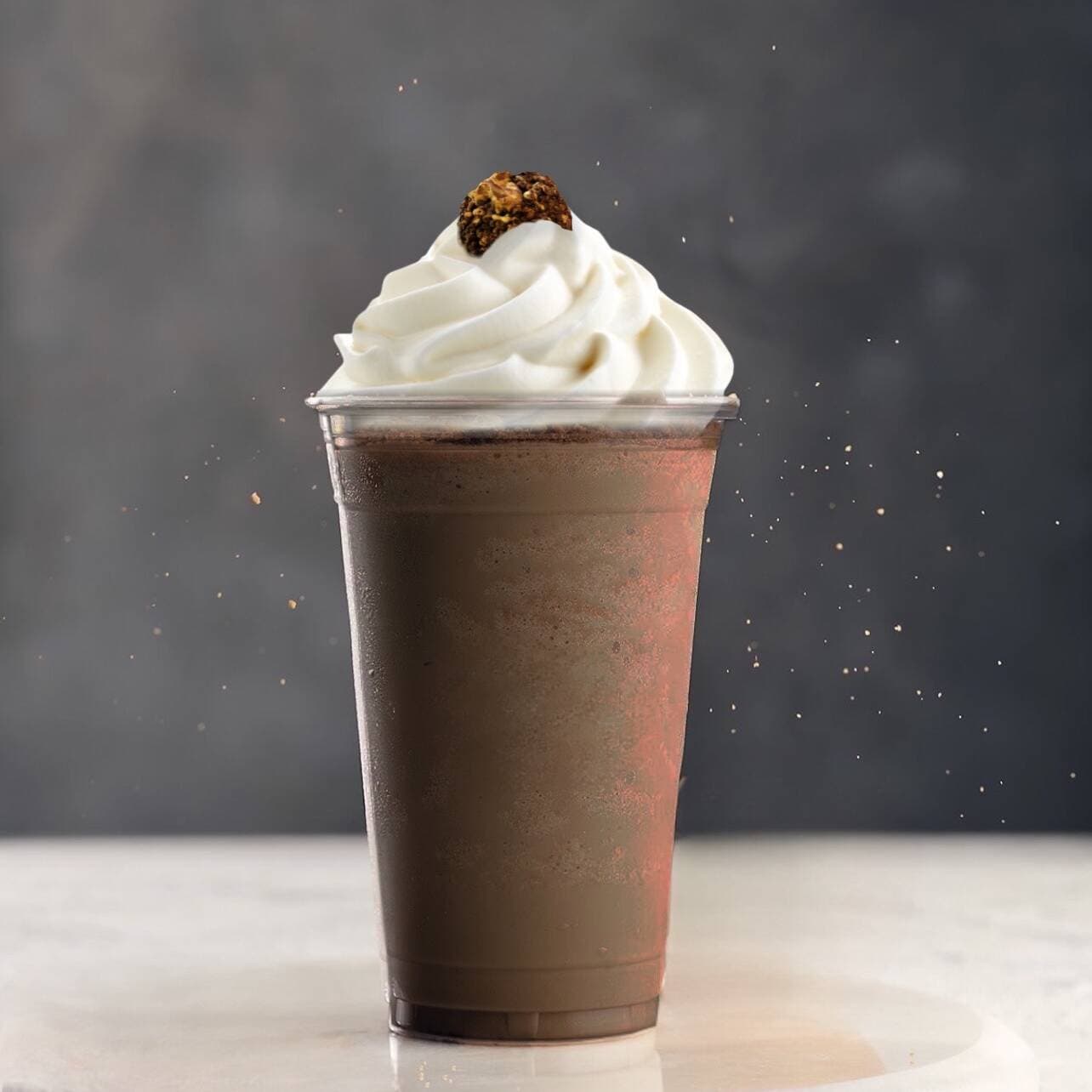 Frappe FERRERO Rocher Xtra Grande 24 OZ / 700 ML