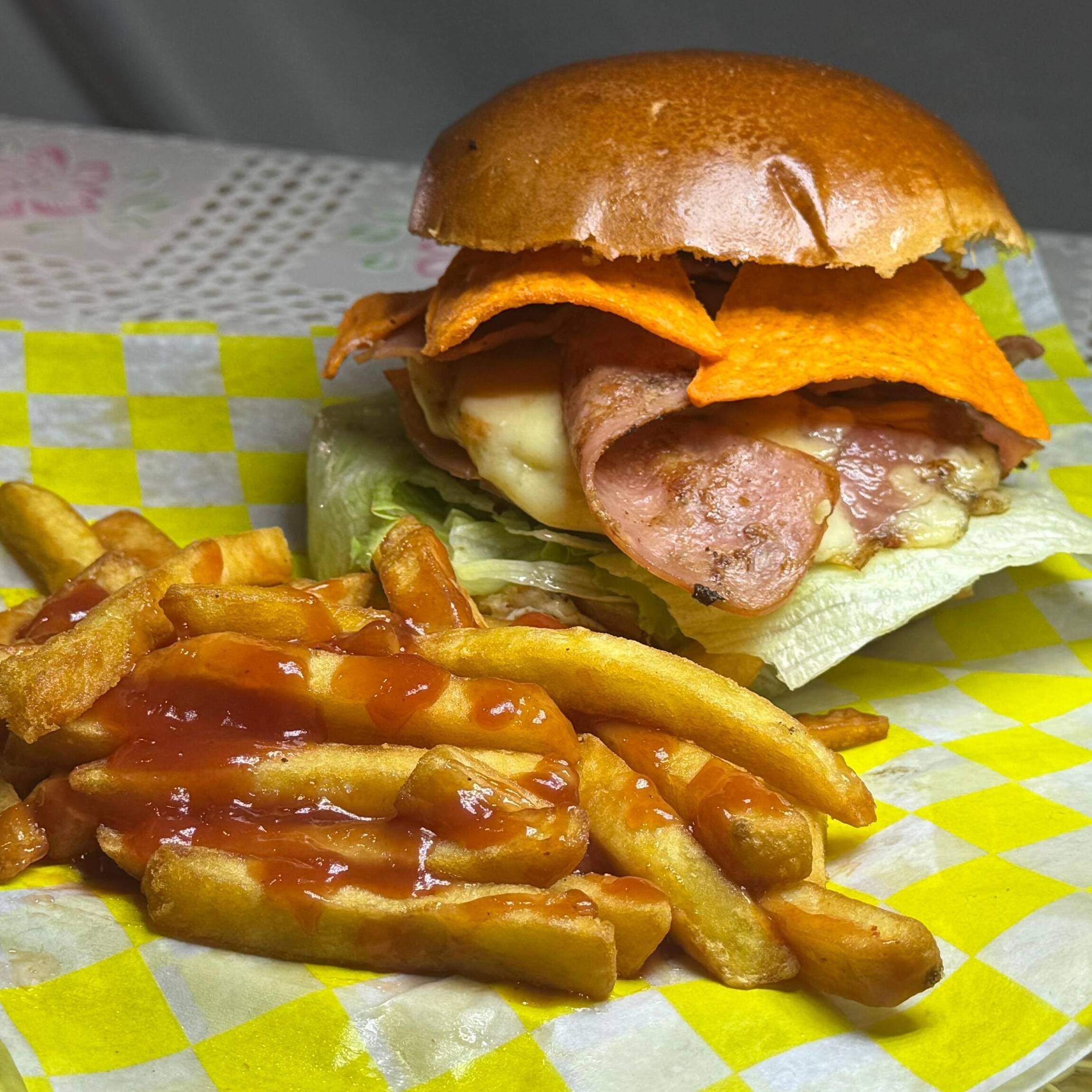 Hamburguesa Sabriburguer + Papas