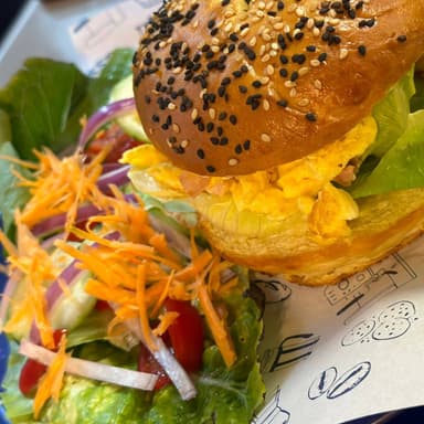 Sándwich Huevo y Tocino