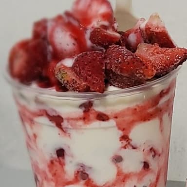 FRESAS CON CREMA GRANDES