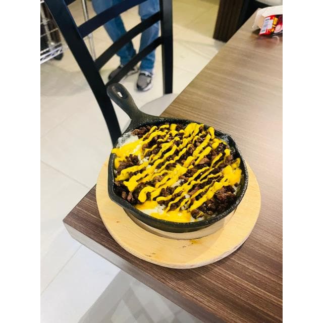 PAPAS CON ARRACHERA