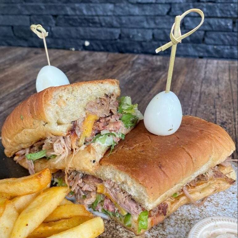 Sandwich Clásico
