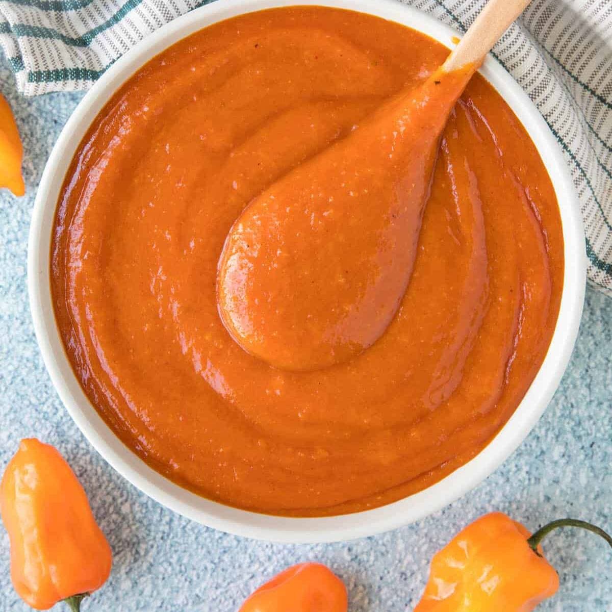 Salsa mango habanero