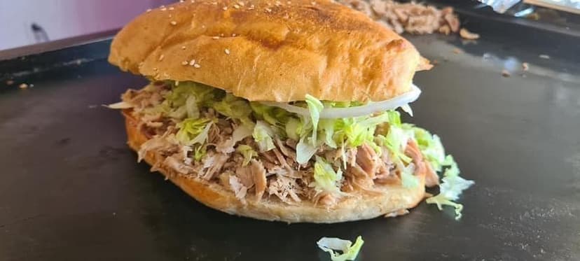 La Esquinita Del Buen Sazon