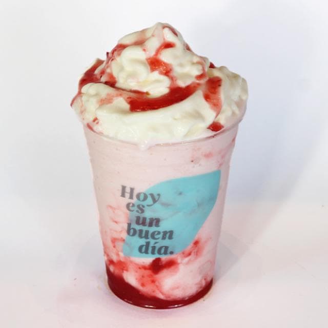 BERRY SHAKE