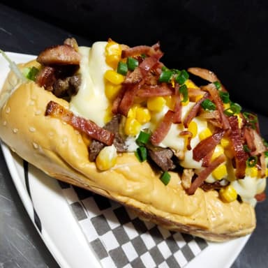 Perro Batidox especial + porción de papa