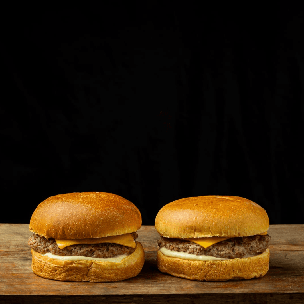 Combo 2Cheese Burger + 2Papas + 2 Coca Cola 250ml