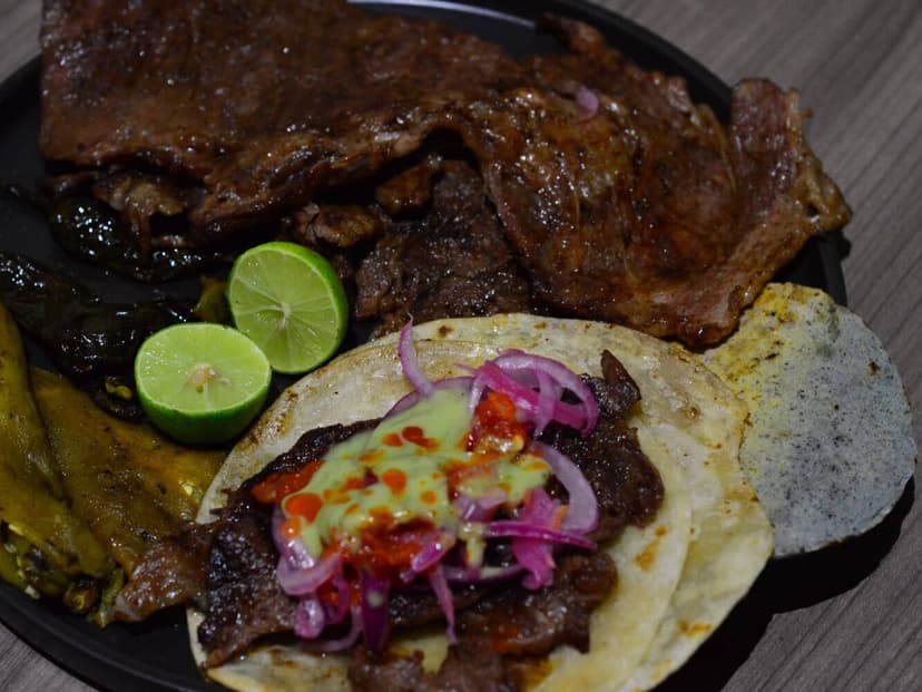 Tacos El Recreo Grill