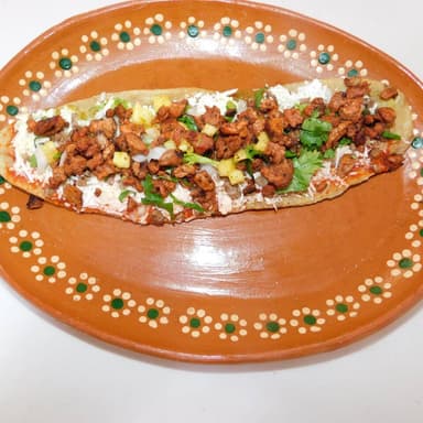 Huarache de Carne Enchilada