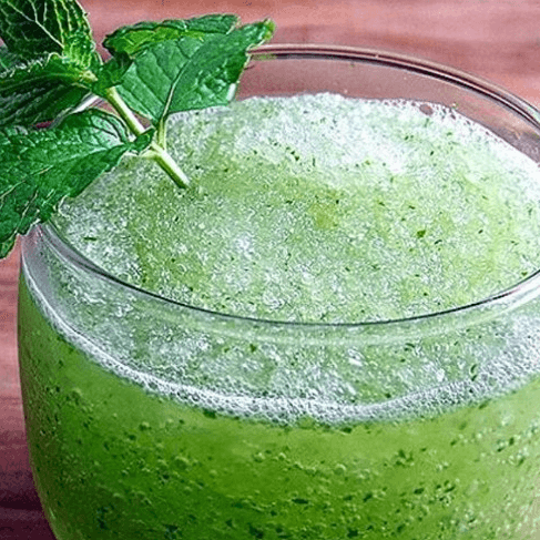 Piña con Hierbabuena