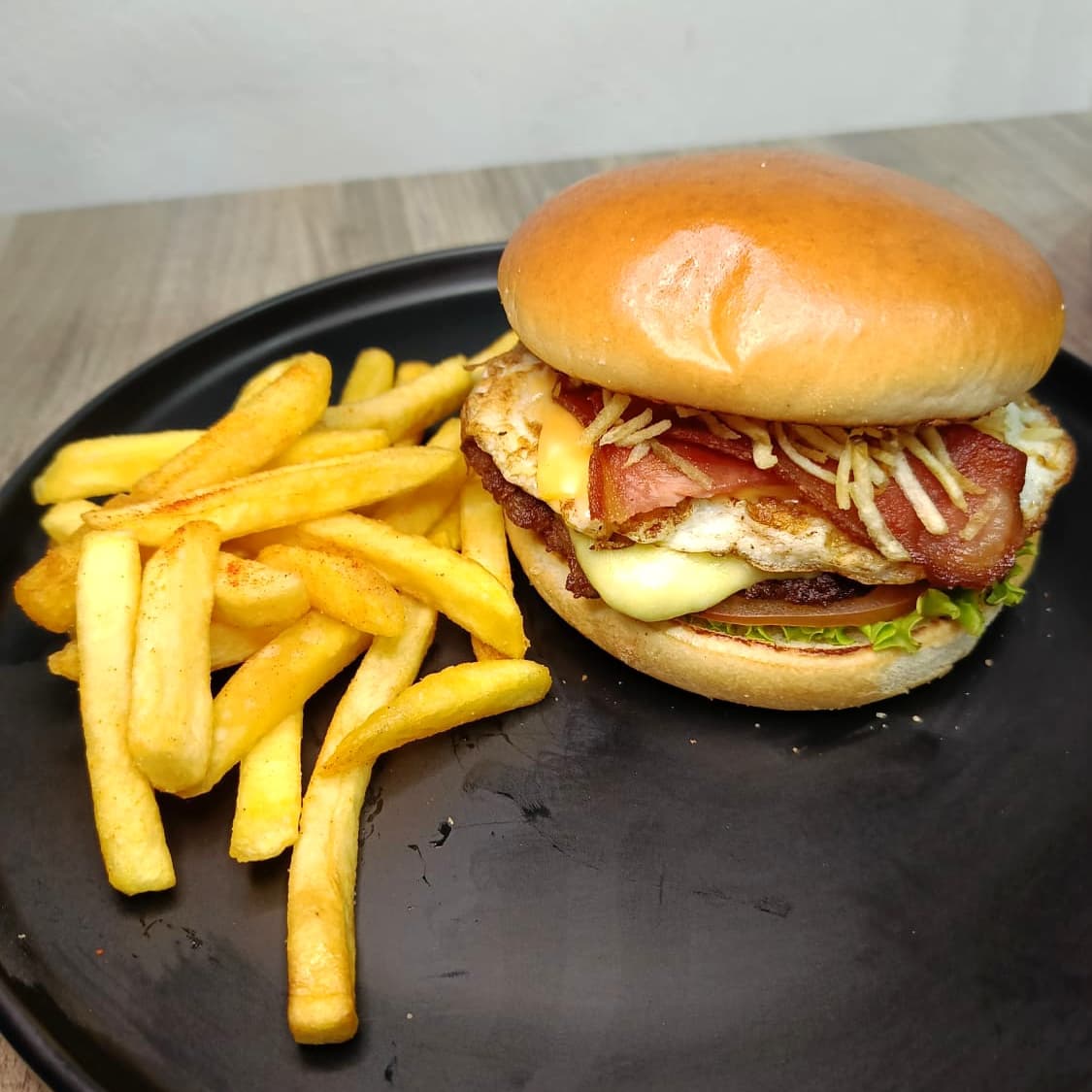 Hamburguesa Criolla + Papa