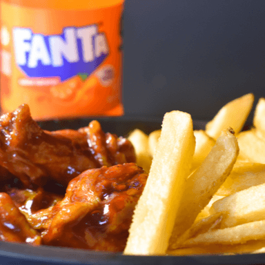 Alitas + Papas a la Francesa + Refresco