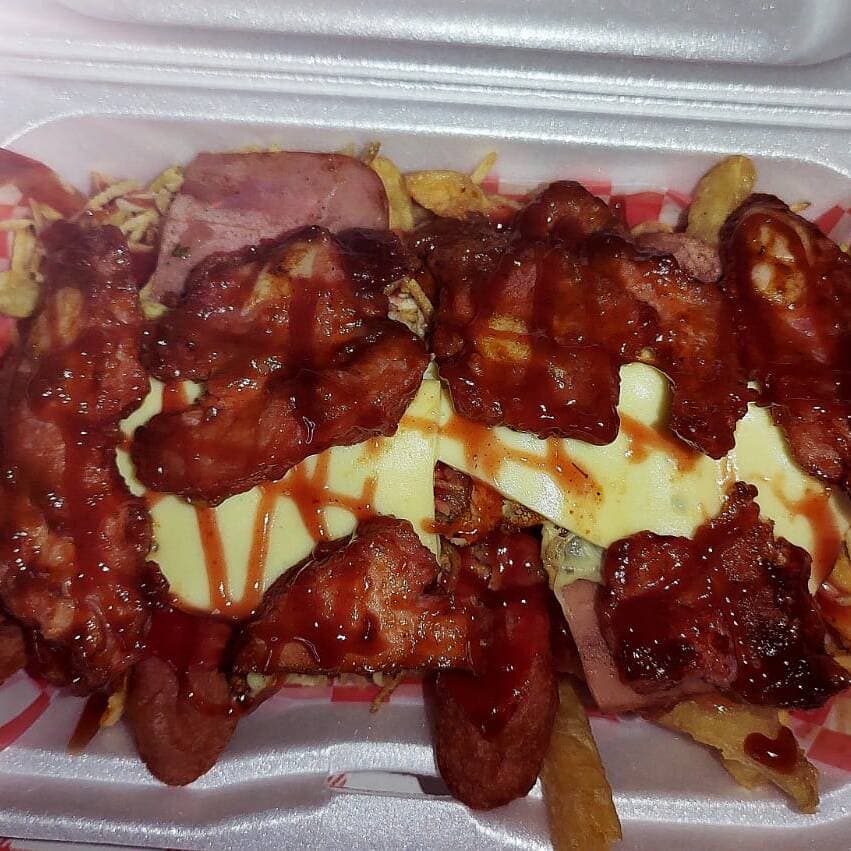 Salchipapa Especial de la Casa