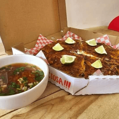 PIZZA BIRRIA 30 CM CON CONSOME