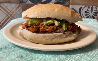Torta cochinita pibil