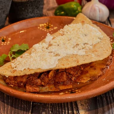 Quesadilla Preparada con Guisado