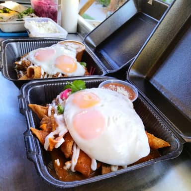 Chilaquiles con Pollo