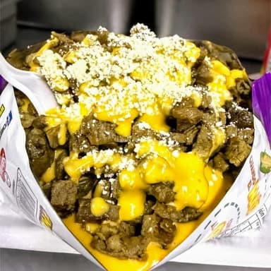 TOSTITOS CON CARNE ASADA