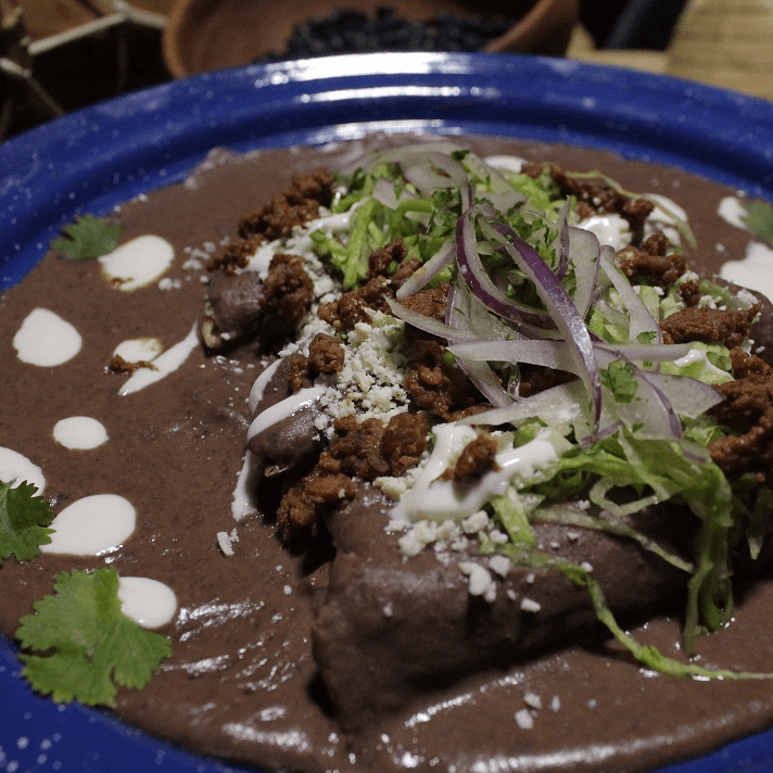 Enfrijoladas con Pollo
