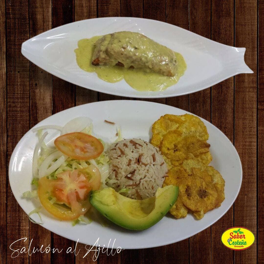 Salmón al Ajillo
