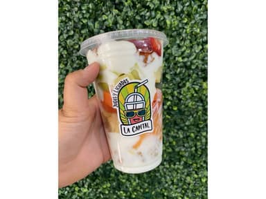 YOGURT CON FRUTAS