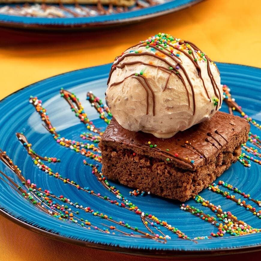 Brownie con Helado