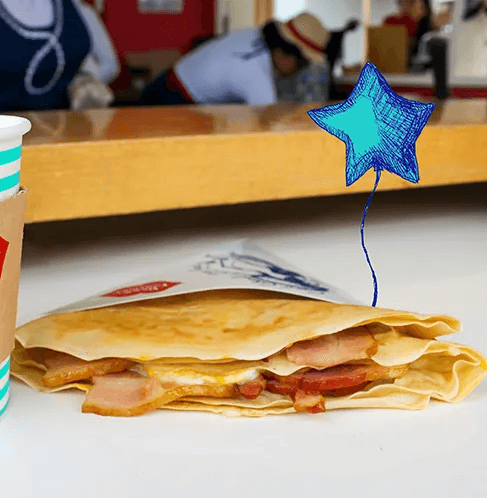 Crepe Huevo, Tocino y Queso