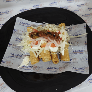 Taquitos dorados